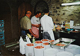 Monmon et Claude à l'oeuvre